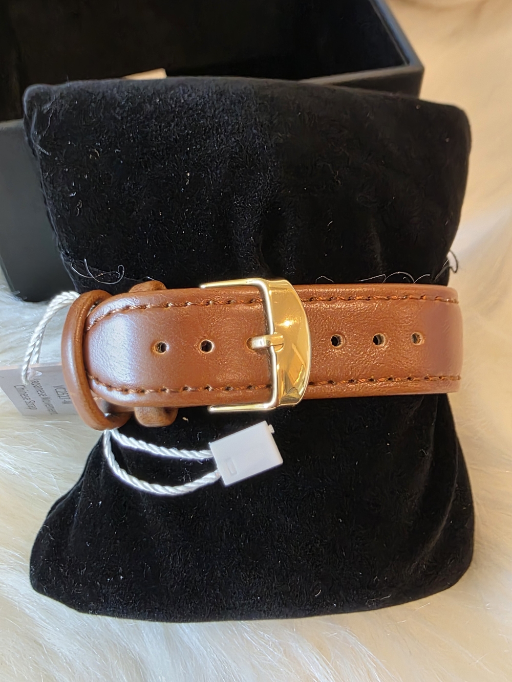 Vince Camuto Men's Gold-Tone Watch with Brown Strap - Picture 4 of 7